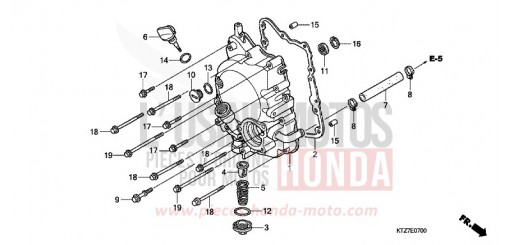 RIGHT CRANKCASE COVER PES1256 de 2006
